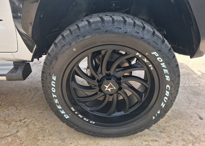 Used 5
                    TOYOTA
                     for Sale Image