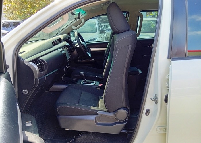 Used 6
                    TOYOTA
                     for Sale Image