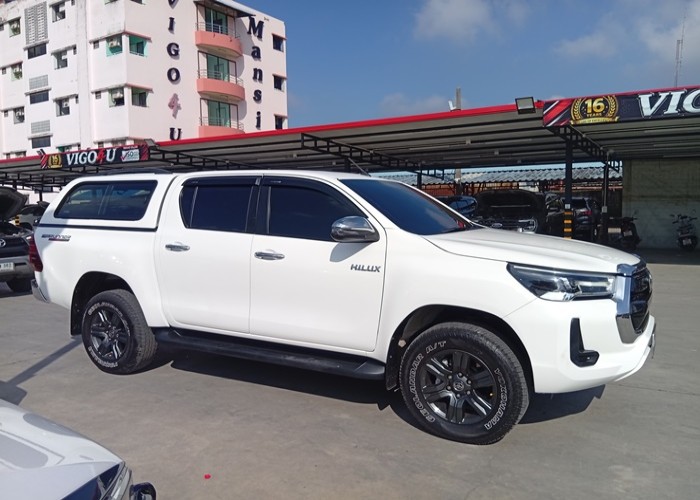 Used 6
                    TOYOTA
                     for Sale Image