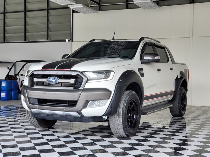 FORD 4WD 2017 3.2 AT DOUBLE CAB WHITE  4884